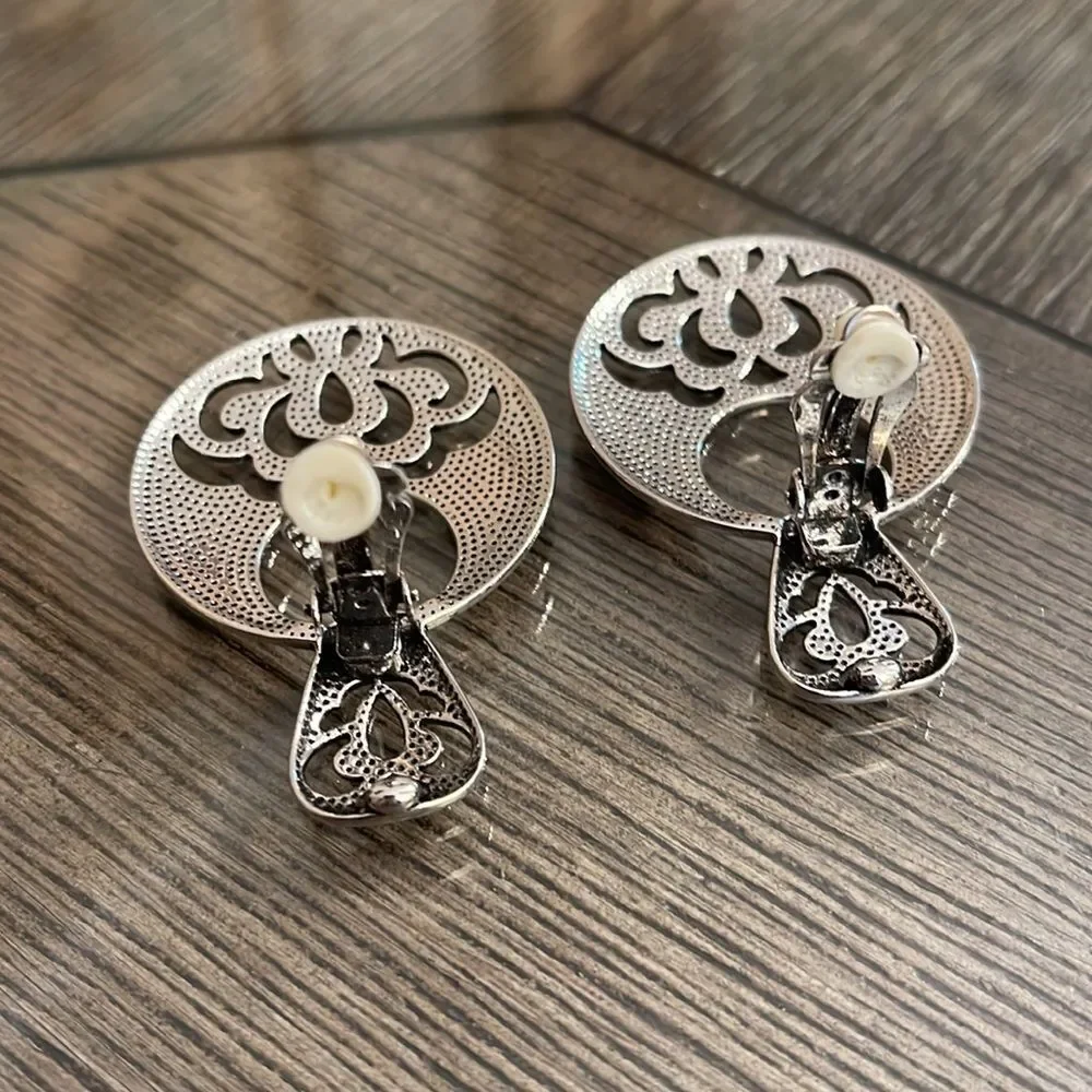 Vintage Silver-tone Door Knocker Clip Earrings, Floral Design